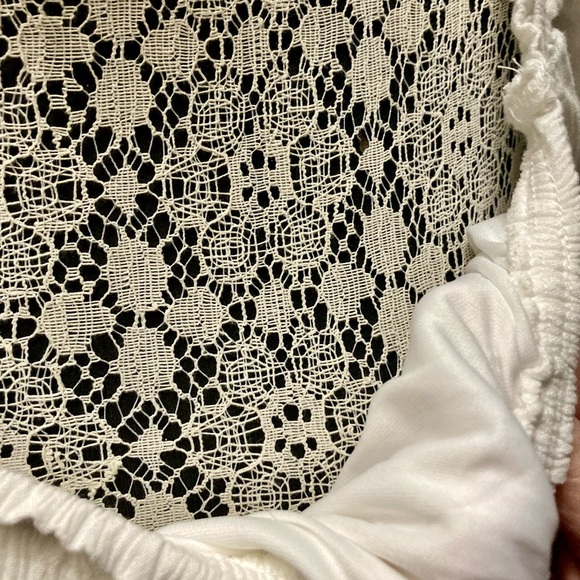 Streetwear Society White Ruffle Cropped Blouse - Picture 8 of 8